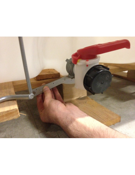 Clé de serrage pour écrou de vanne 2" de cuve 1000l