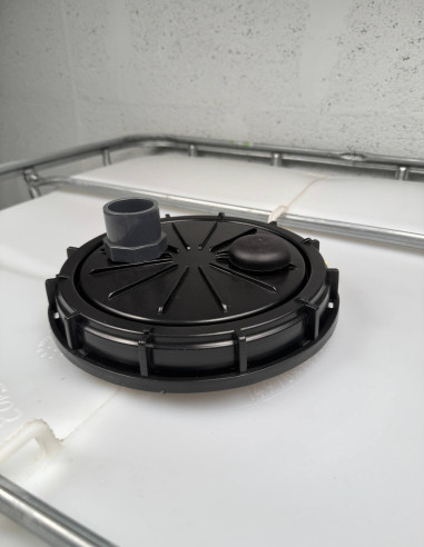 Couvercle diamètre 220 mm avec prise PVC droite 40/50 et évent