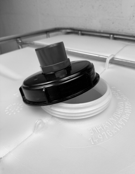 Couvercle de cuve eau 1000L Diamètre 150 mm + Prise PVC 50/63