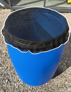 Filet de protection pour fût de récupération d'eau de pluie