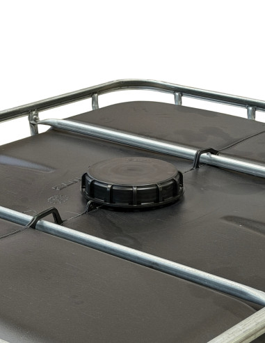 Cuve IBC 1000 litres anti-UV vue d'en haut avec couvercle installé.